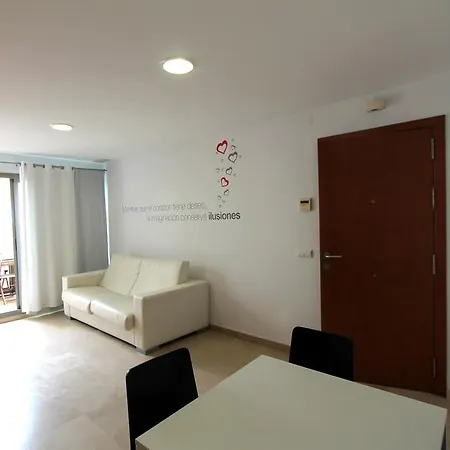 El Triangulo Apartment *